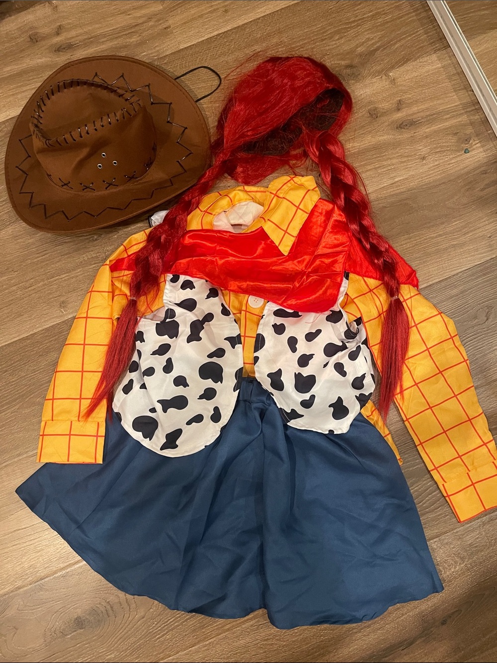 Women's Toy Story Jessie Costume w/ Wig